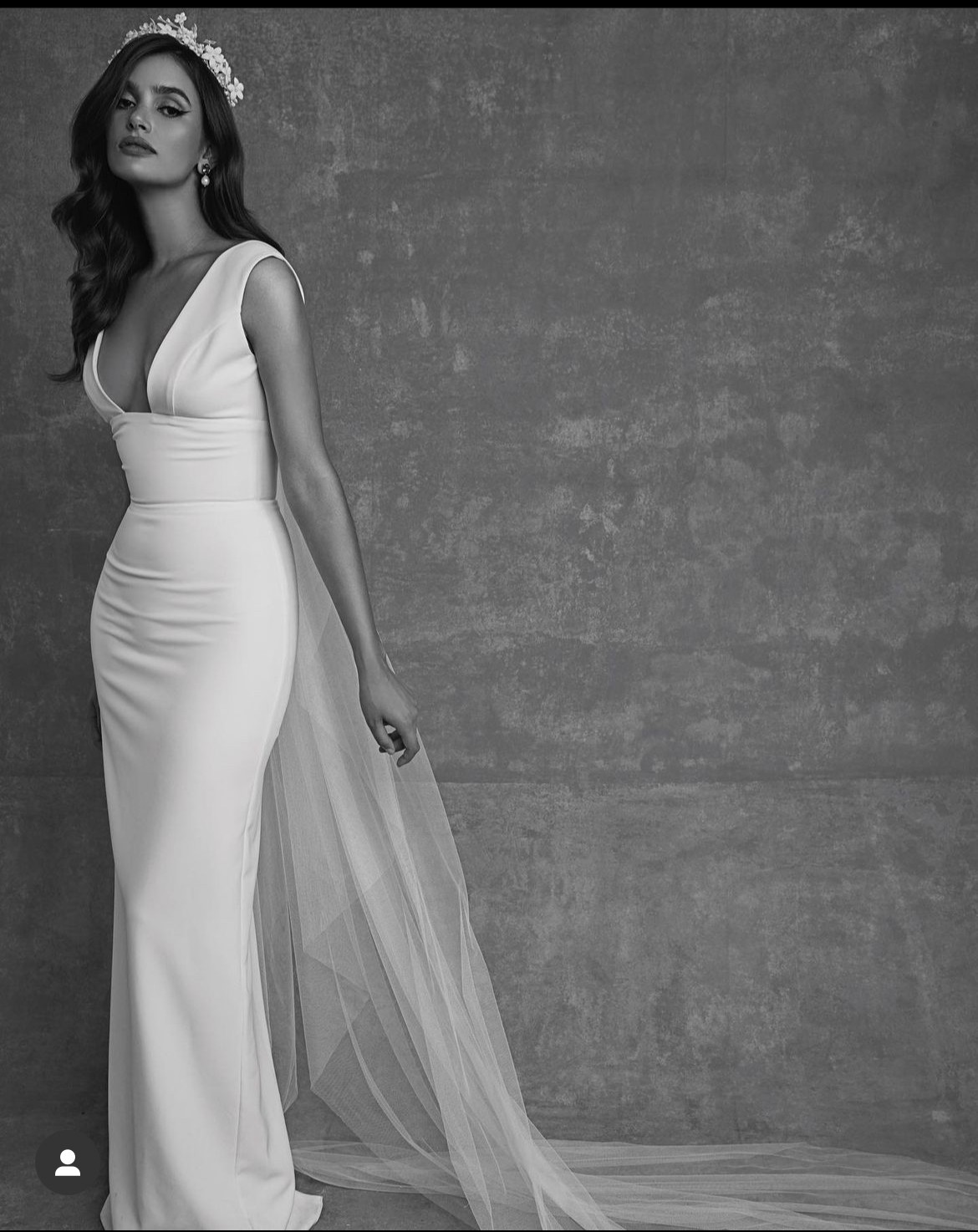 Sarah Seven Capri Wedding Dress Save 45% - Stillwhite
