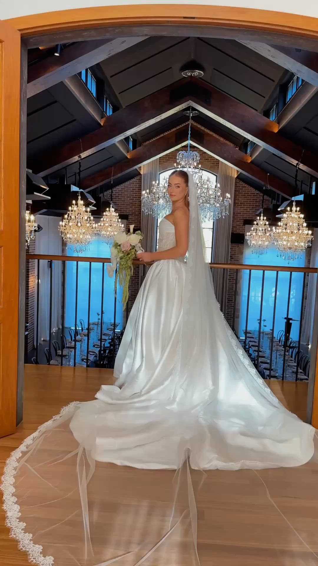 Aston Bridal, Ophelia