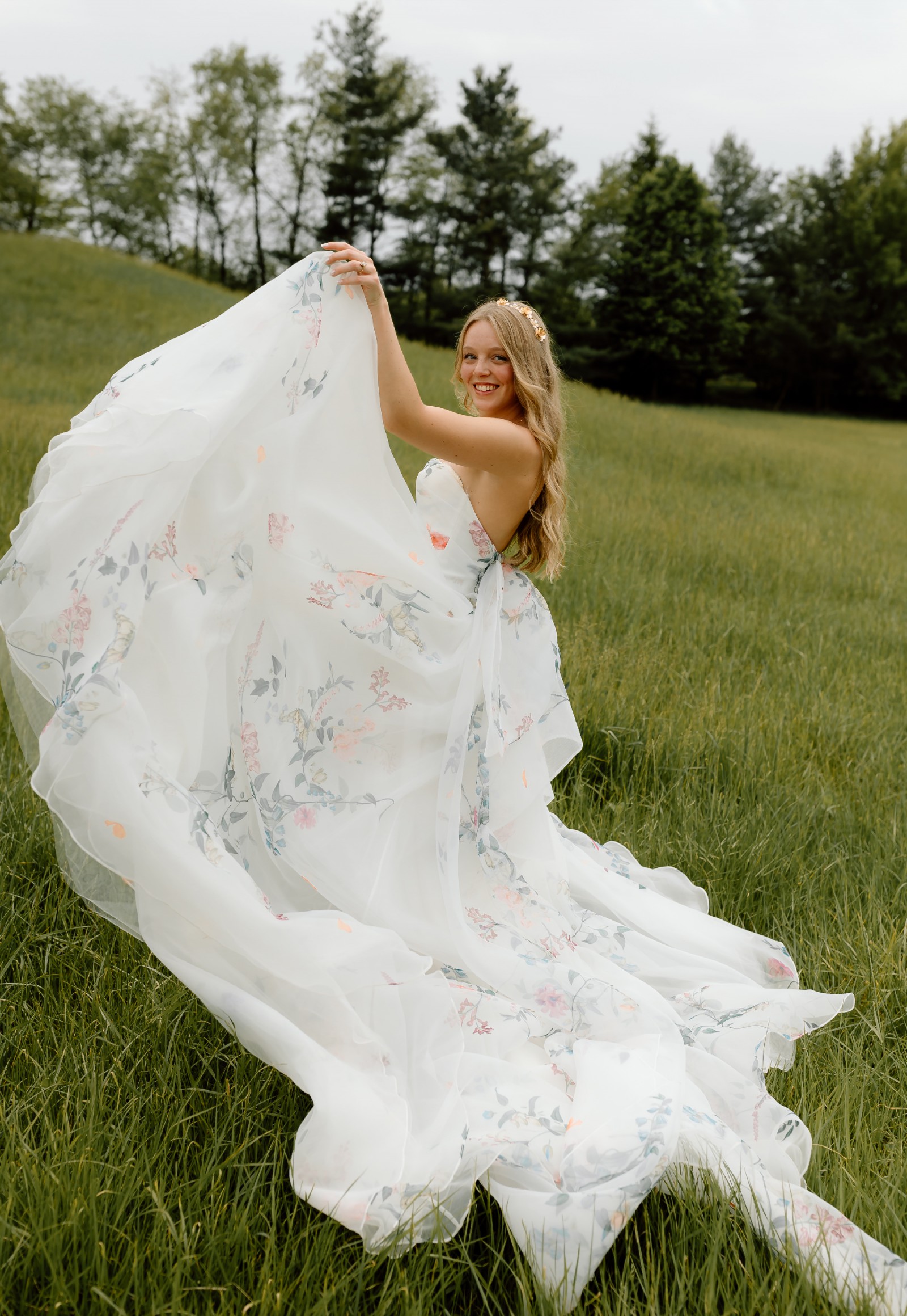 Monique Lhuillier Wedding Dress - Stillwhite