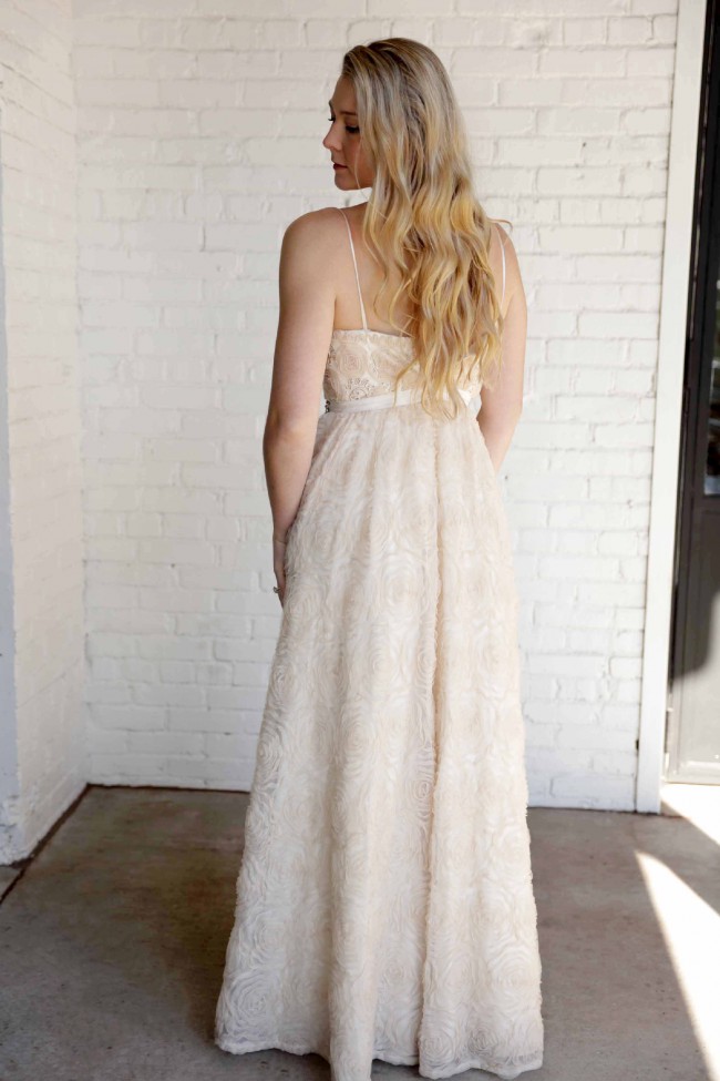 used adrianna papell gowns