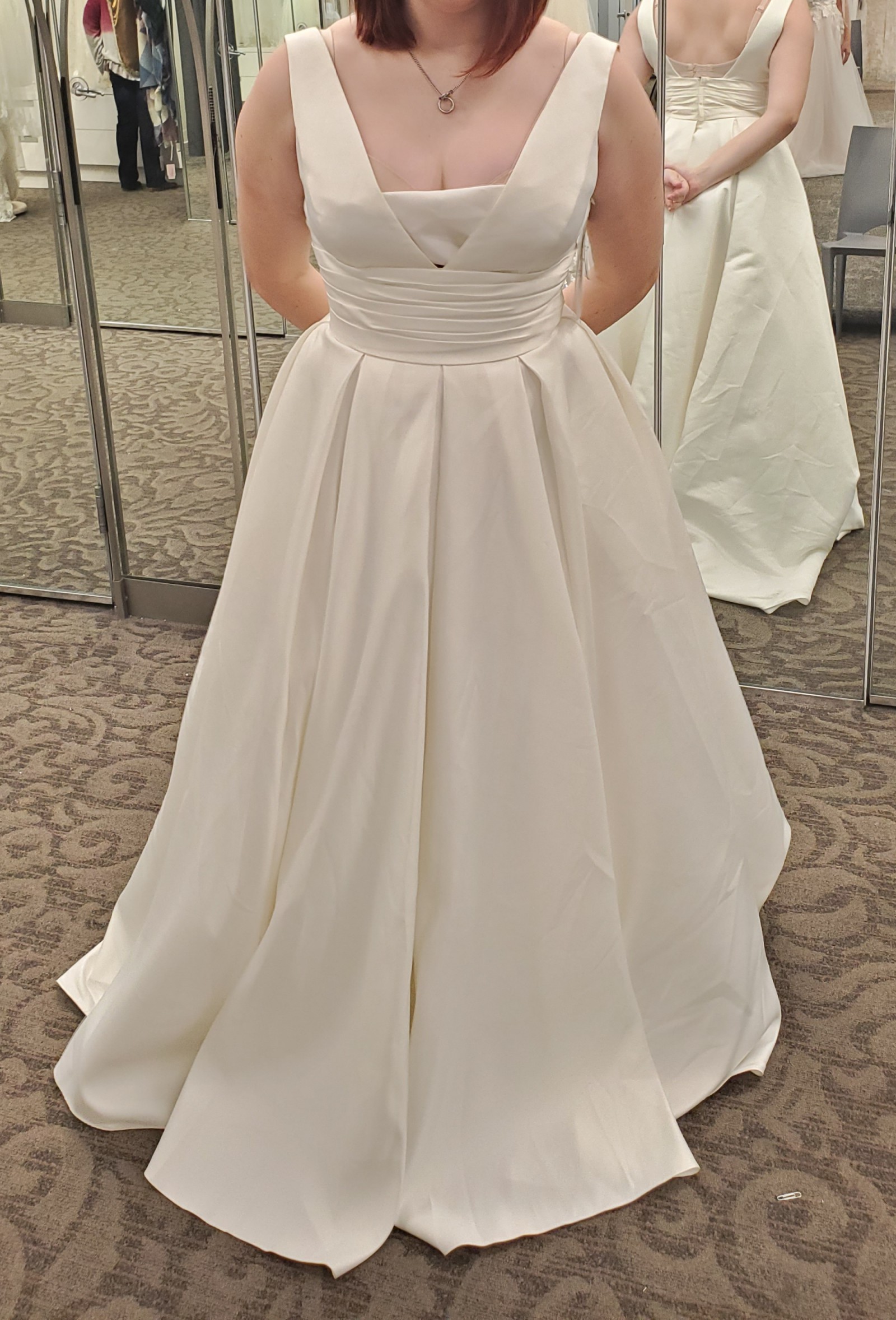 David's bridal v hot sale neck bridesmaid dress