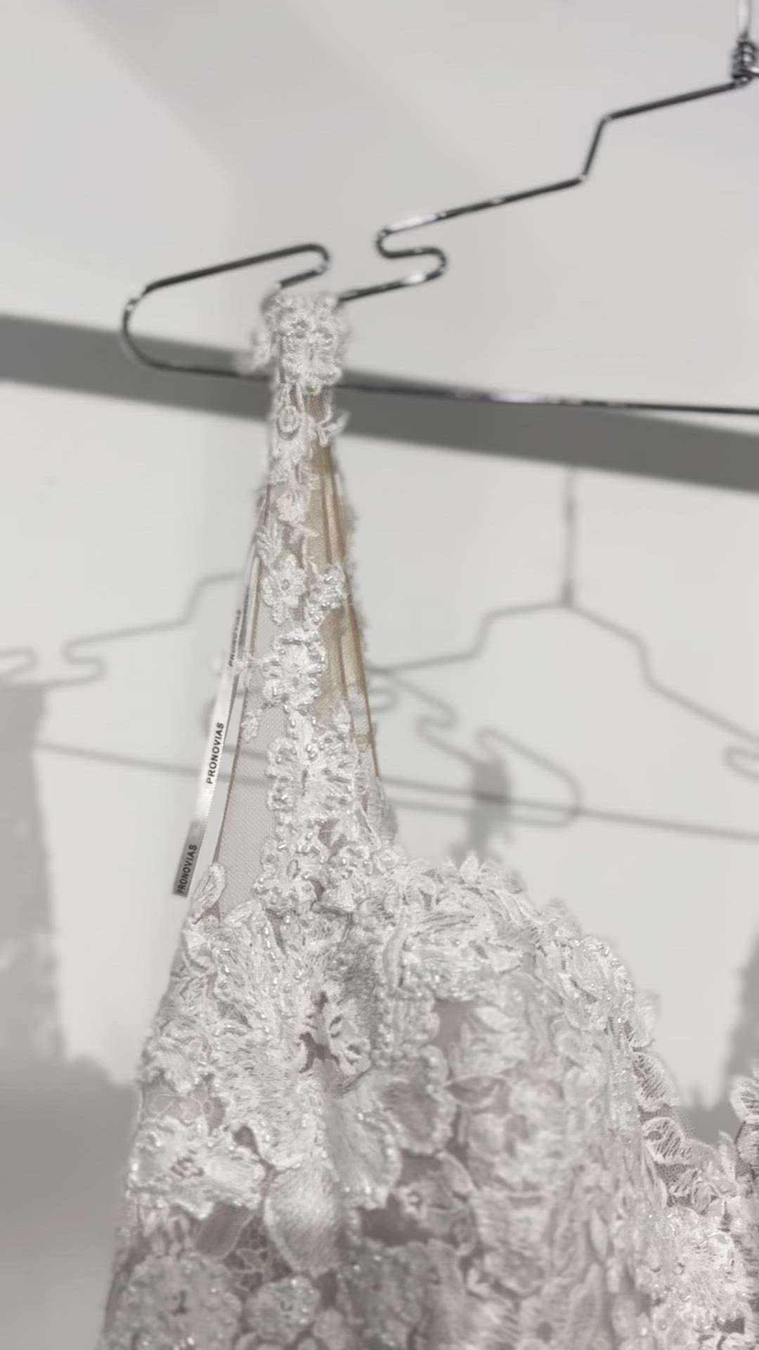 Pronovias, Dasha