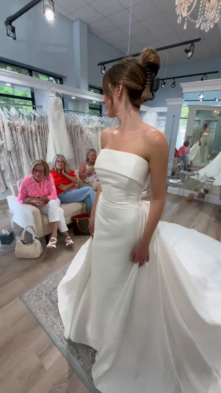 Essense of Australia, Oxford Street, PA1290