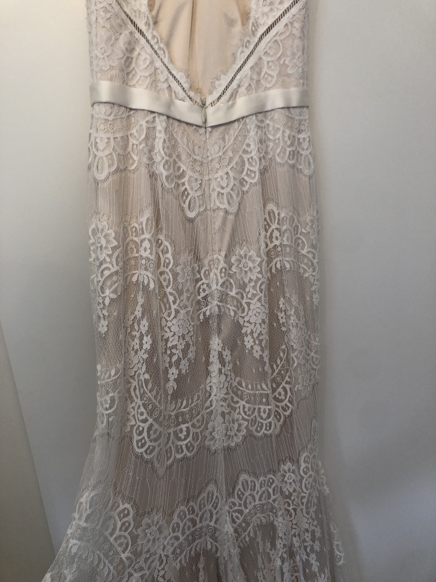 Catherine Deane Suri New Wedding Dress Save 35% - Stillwhite