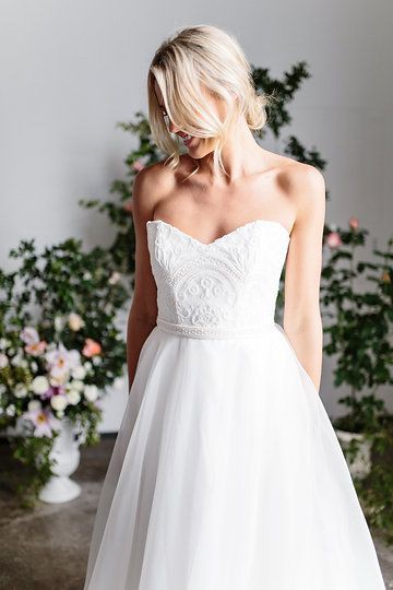Karen Willis Holmes Demi Bodice Joni Skirt Wedding Dress Save 55% ...