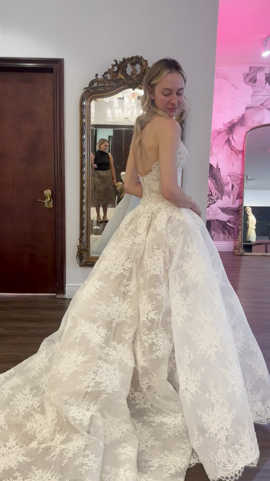 Monique Lhuillier, Alexandra