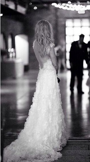 Mark Zunino Kleinfeld Used Wedding Dress On Sale 79 Off Stillwhite