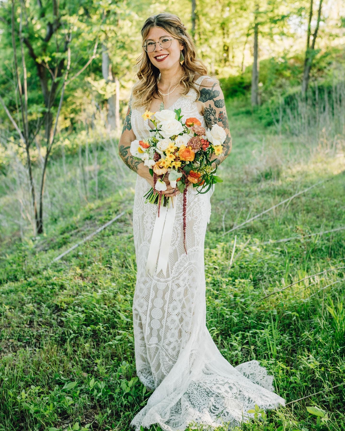 chinese dress ladies Designer Sweetheart Long A-Line Glitter Lace Wedding Dress with Slit