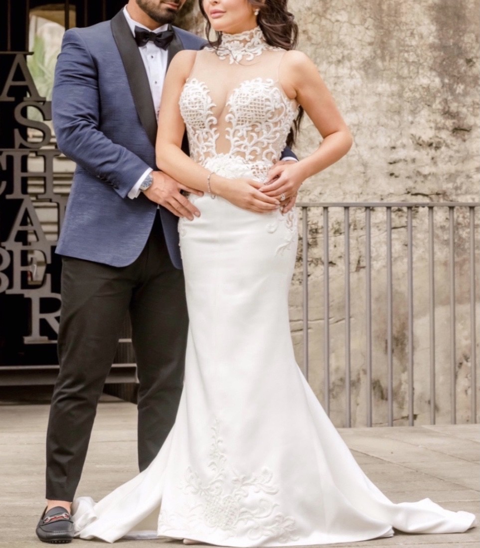 Mary Ioannidis Custom Made Preowned Wedding Dress   Stillwhite