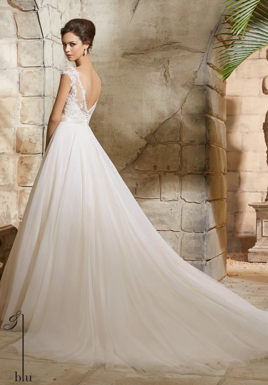 Morilee Sample Wedding Dress Save 67% - Stillwhite