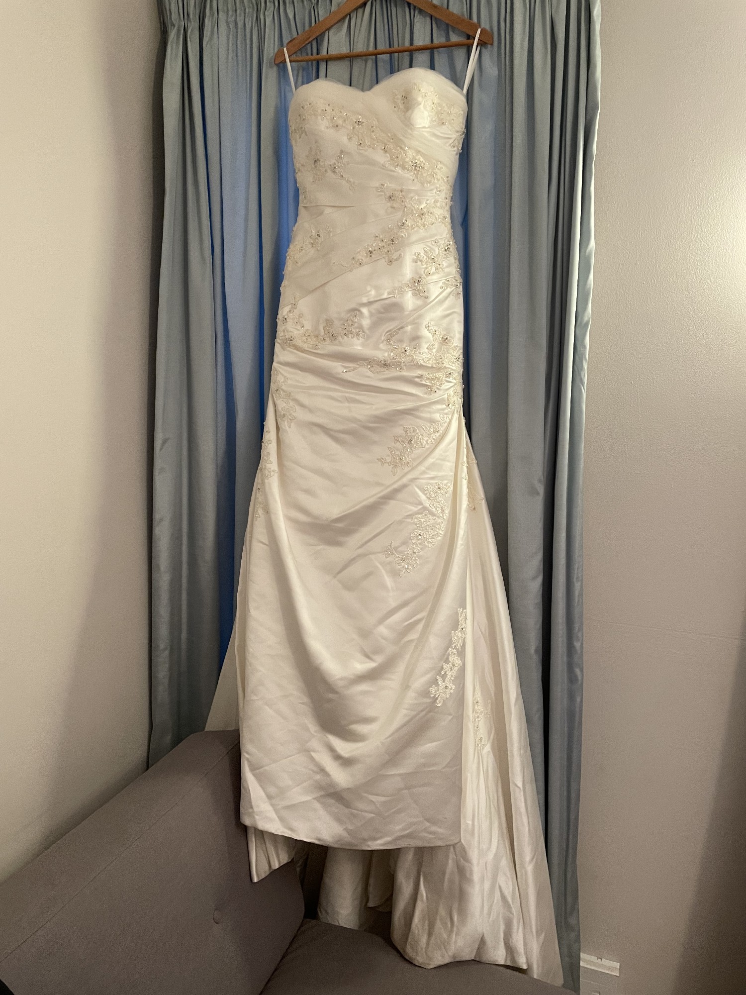 Pronovias romeo 2025