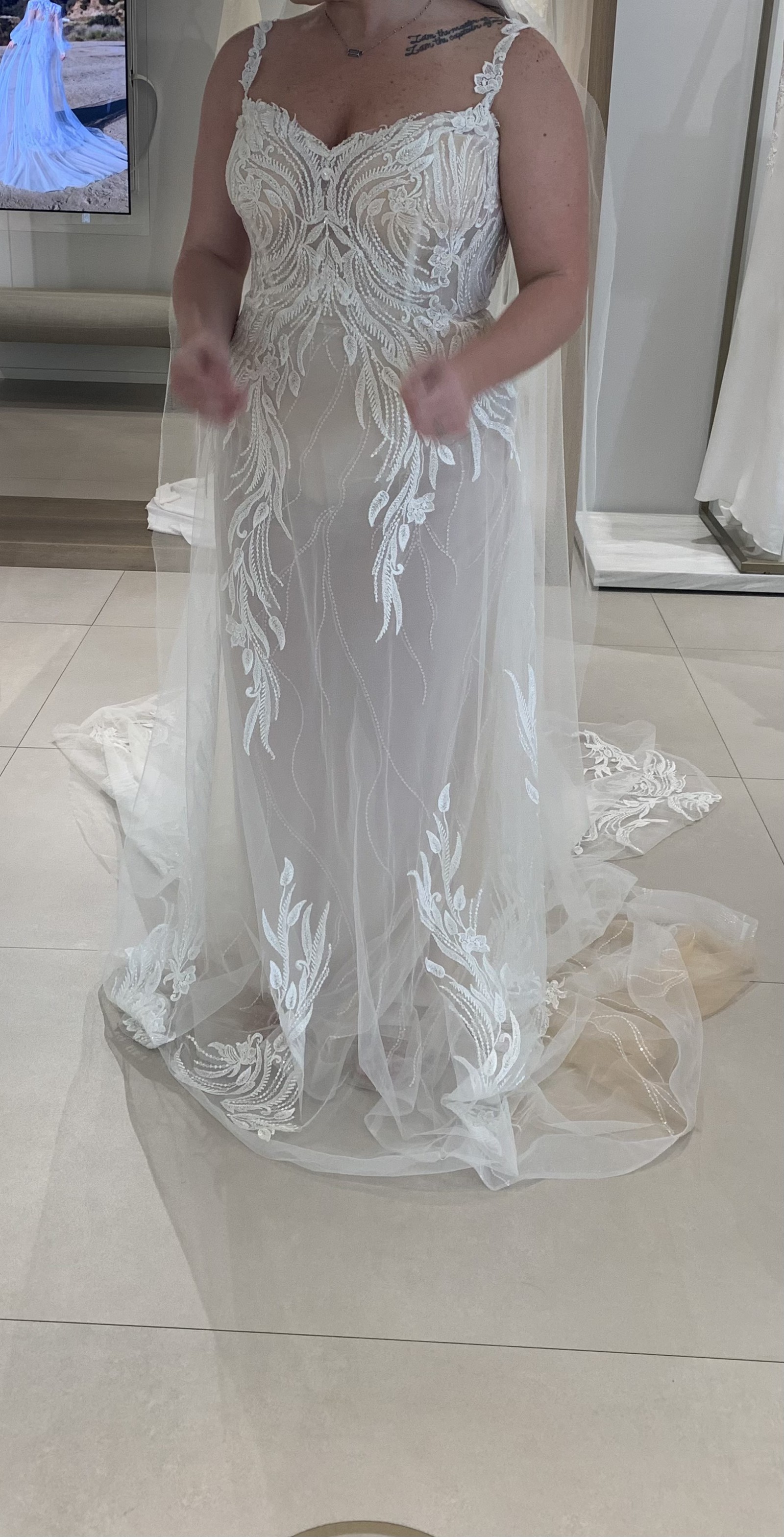 Pronovias Lux Sample Wedding Dress Save 64% - Stillwhite