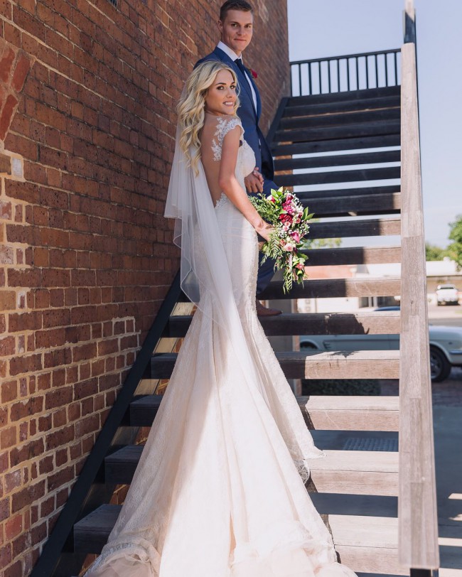 galia lahav still white