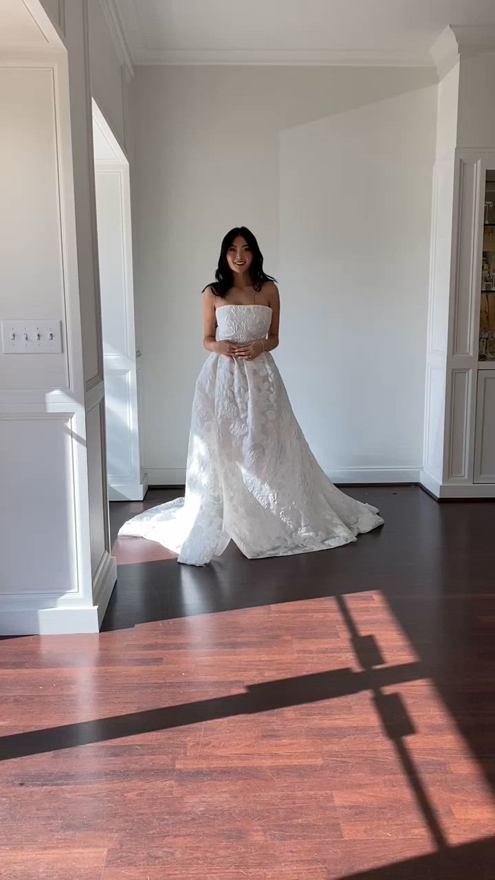 Monique Lhuillier, Fernanda