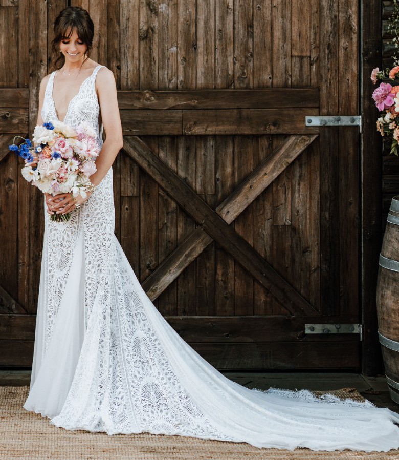 Chelo, Lace Wedding Gown