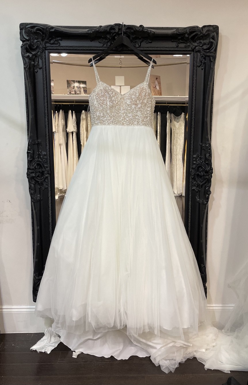 Pronovias Drew New Wedding Dress Save 45% - Stillwhite