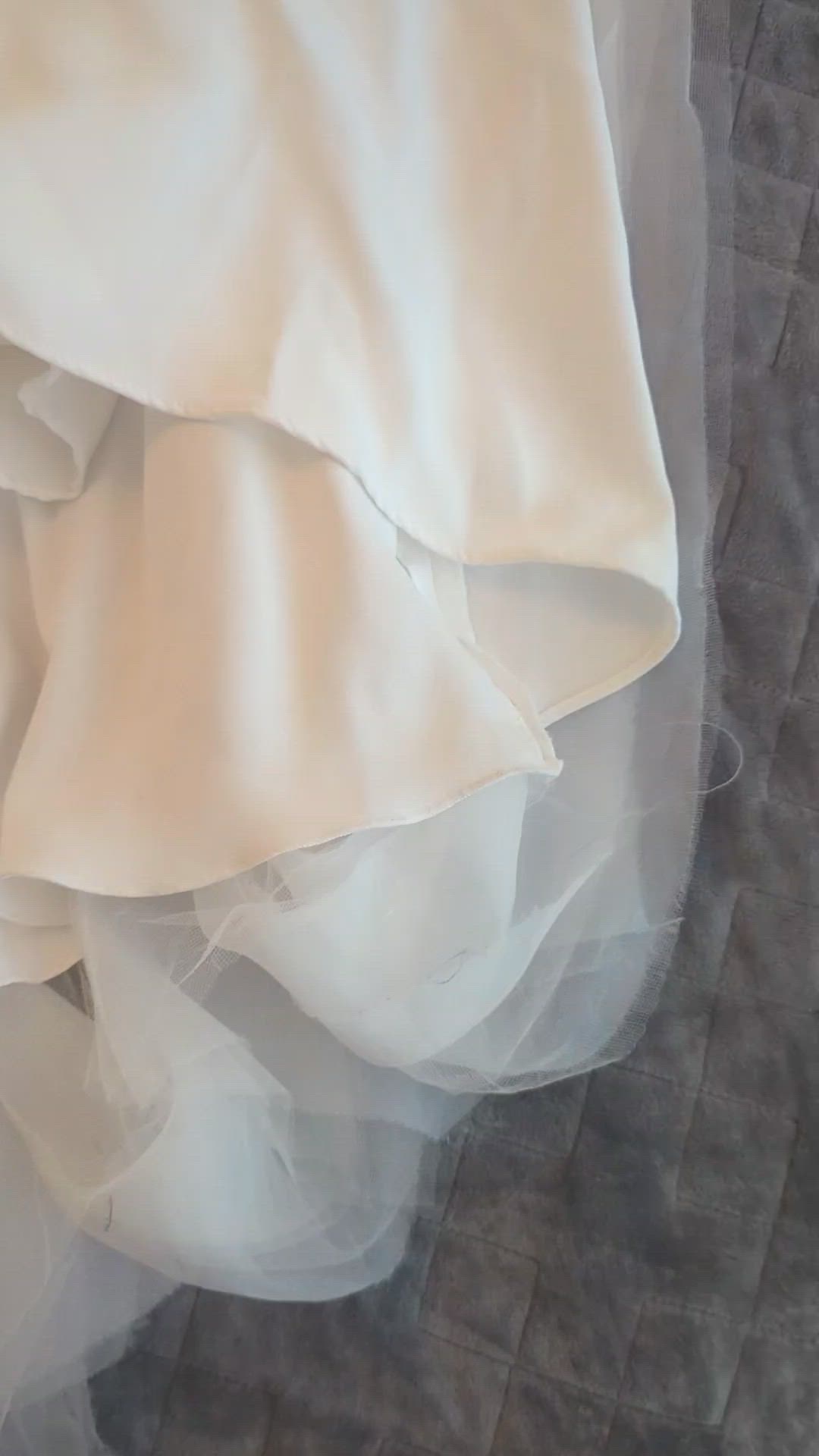 Vera Wang, Liliane - Never worn !