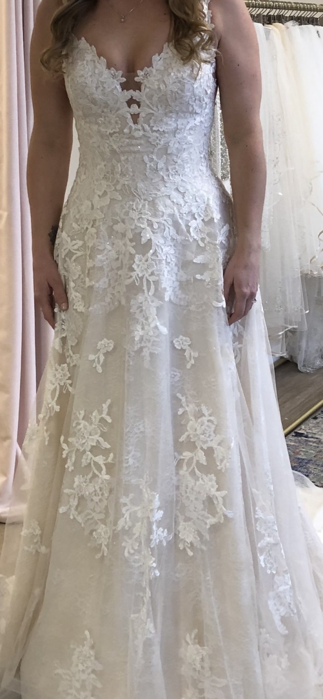 courtney maggie sottero
