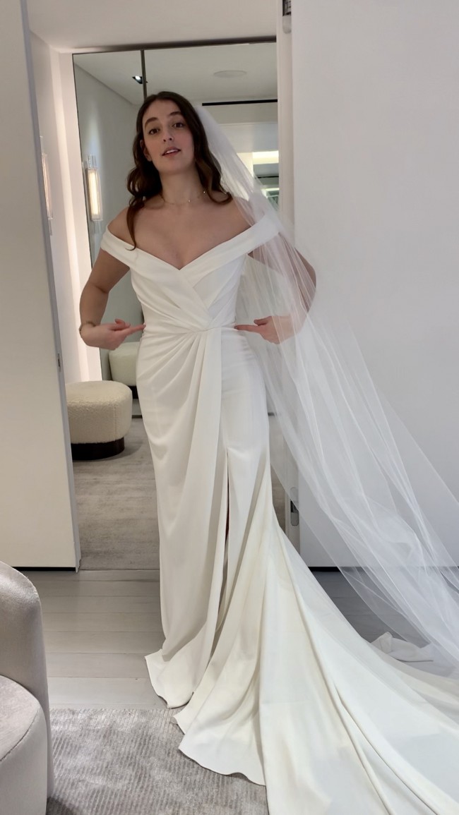 Monique Lhuillier Bliss Spring 2020 BL20107 New Wedding Dress Save 36% ...