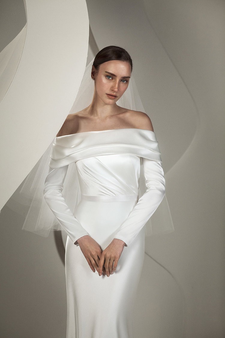 Alon Livne White Alon Livne White