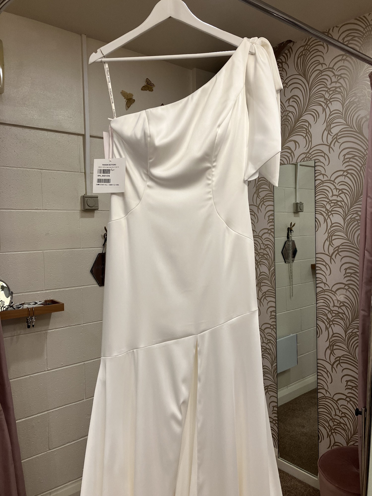 Maggie Sottero 01130.00.23 New Wedding Dress Save 79% - Stillwhite