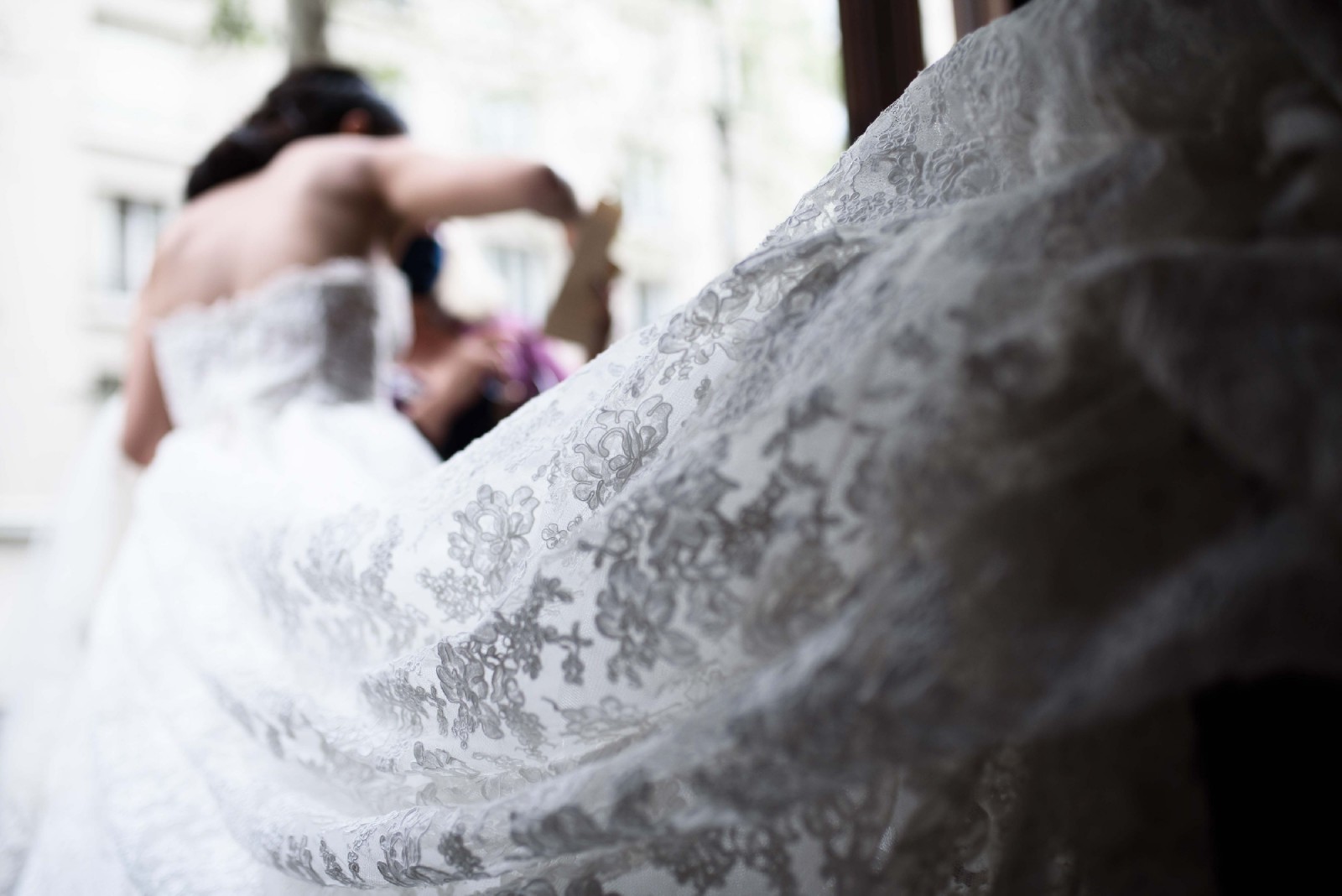 Reem Acra J'adore New Wedding Dress Save 75% - Stillwhite