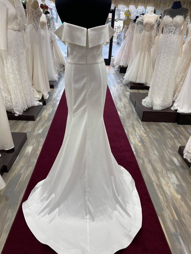 wona concept gown price