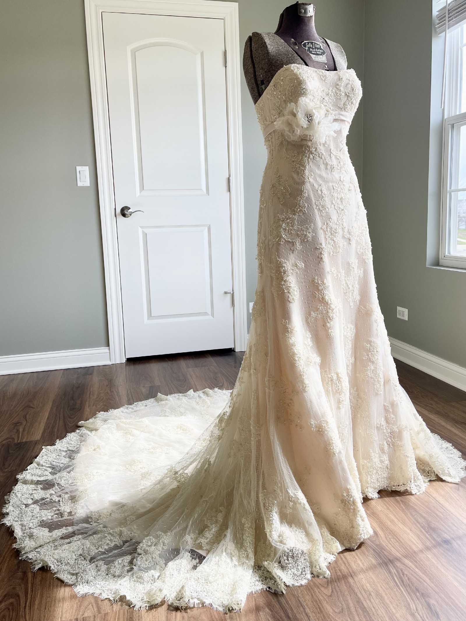 Wedding Dresses, Bridal Fashion in McHenry IL