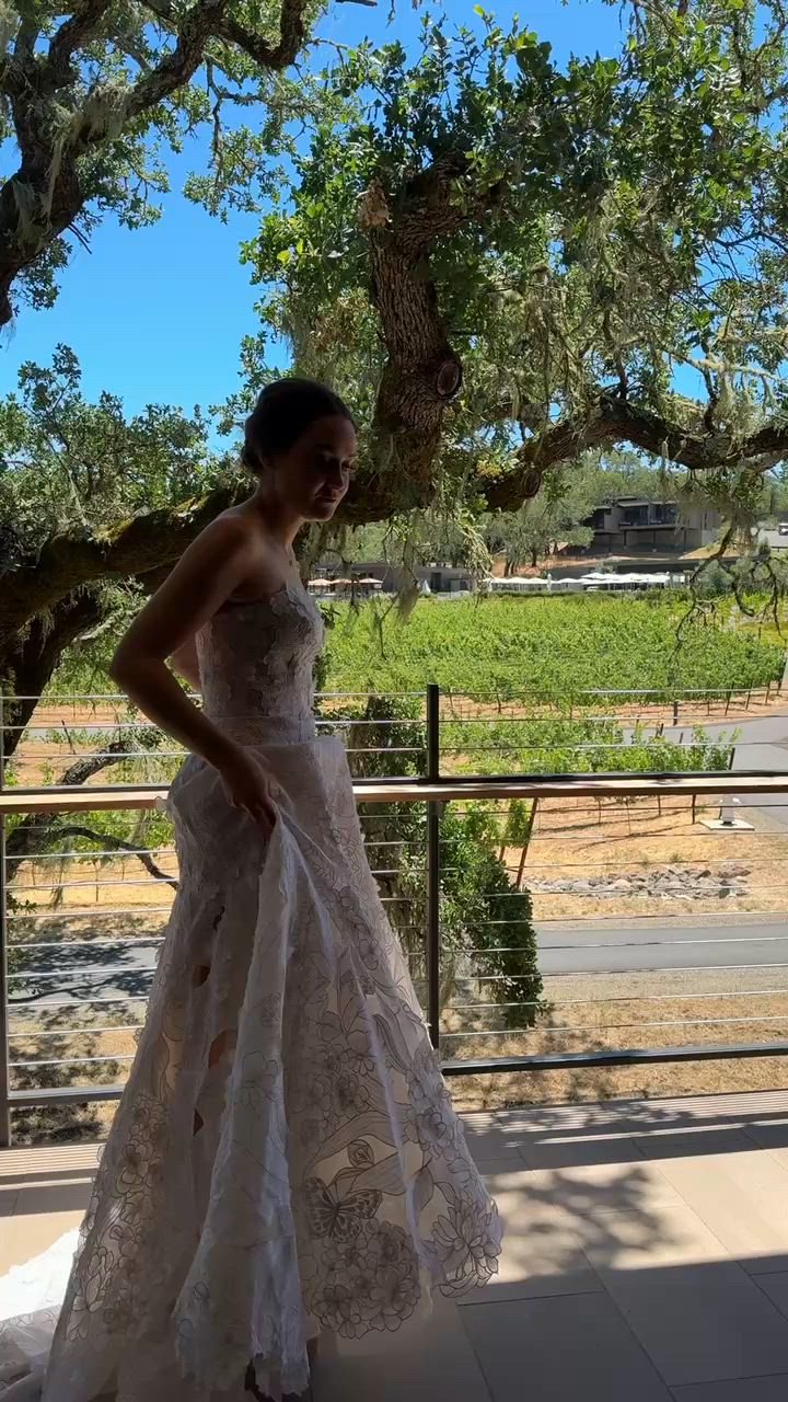 Oscar de la Renta, Bridal Fall 2023 Look 3