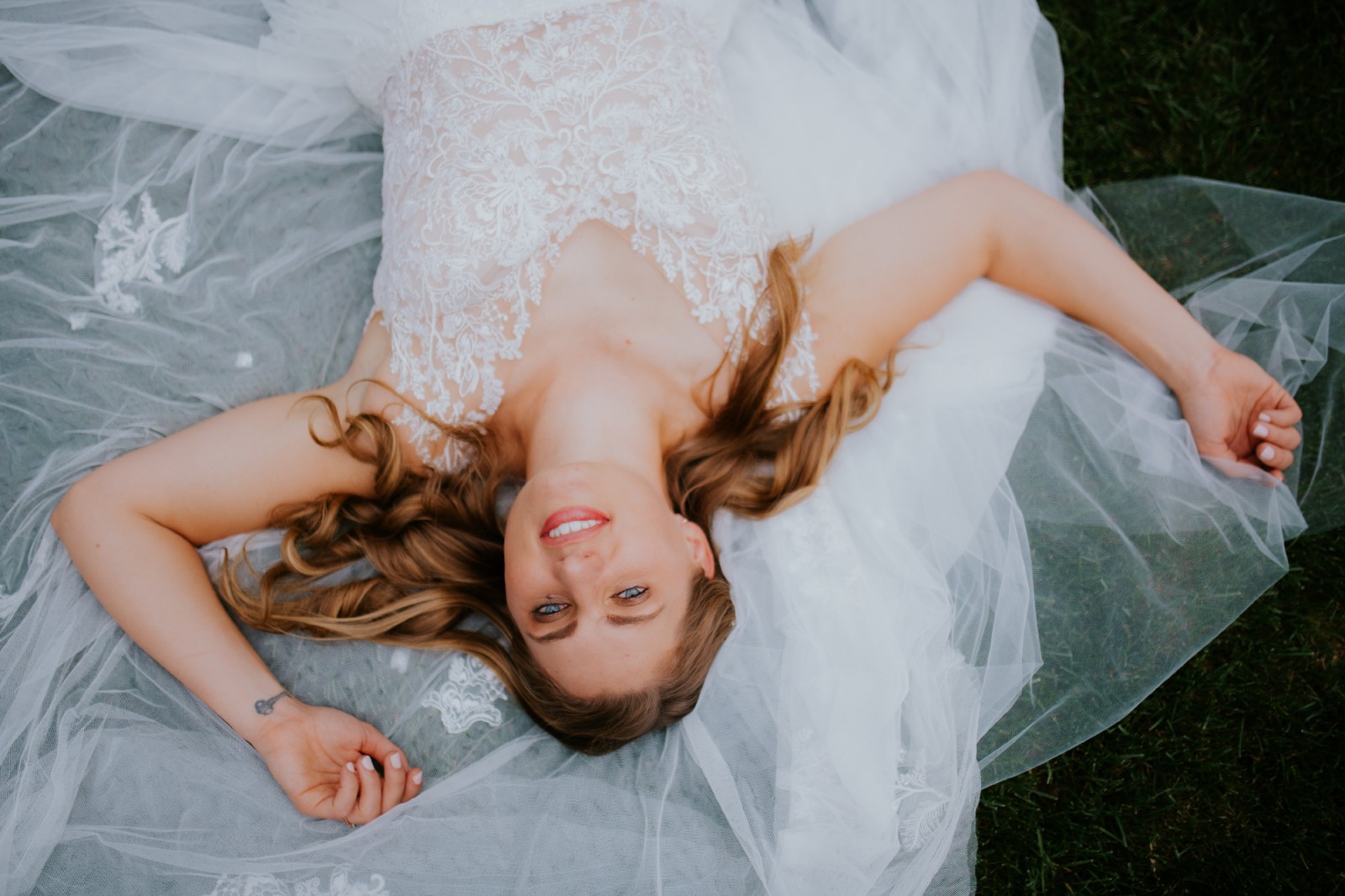 BHLDN Wedding Dress Save 75% - Stillwhite