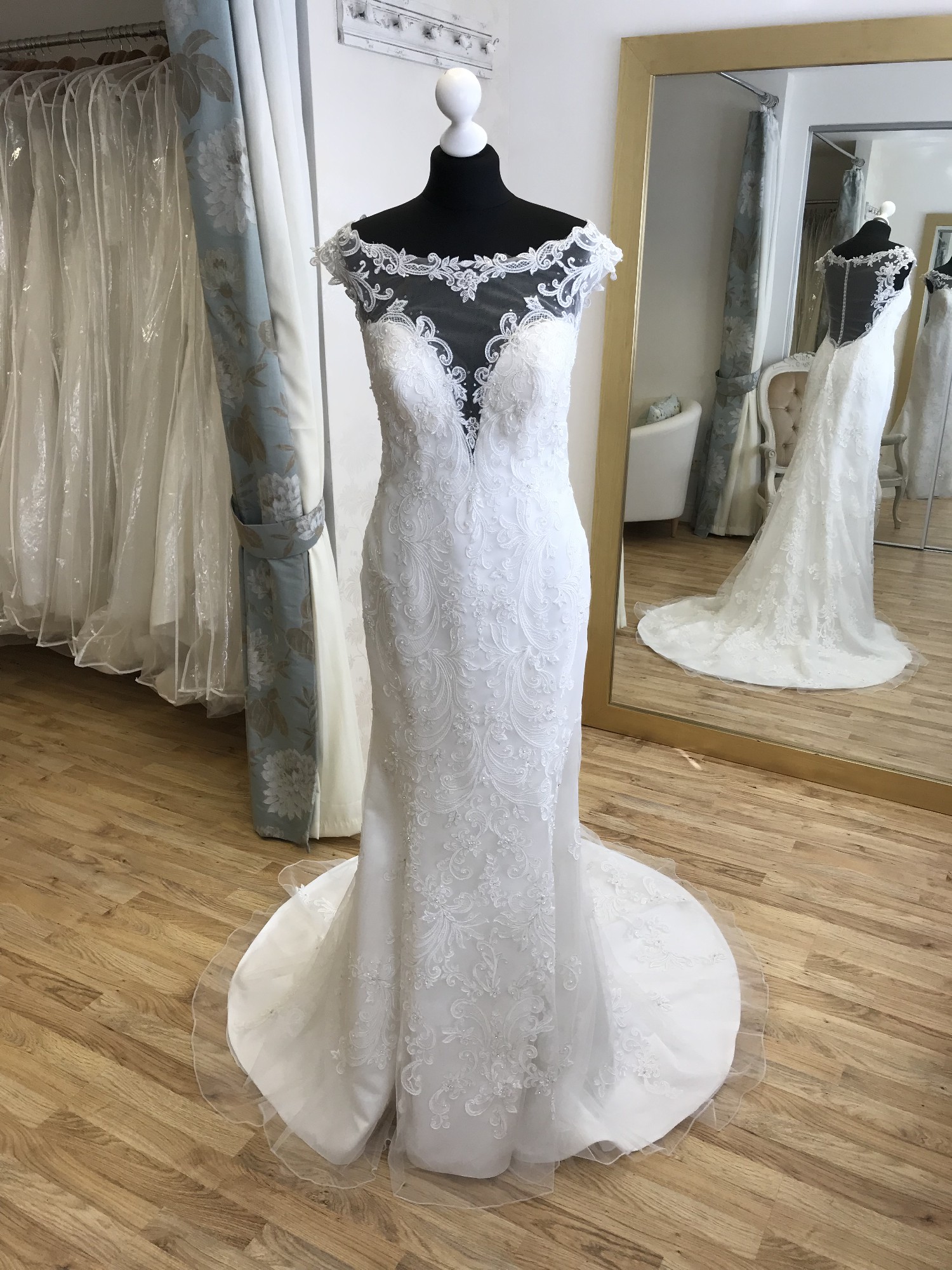Sophia Tolli Y11704 Sample Wedding Dress Save 85% - Stillwhite