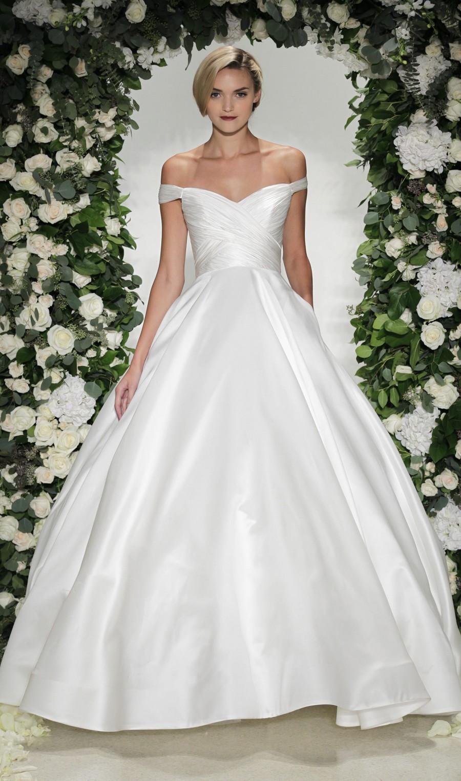 26 Trendy Silk Wedding Gowns – Stillwhite Blog