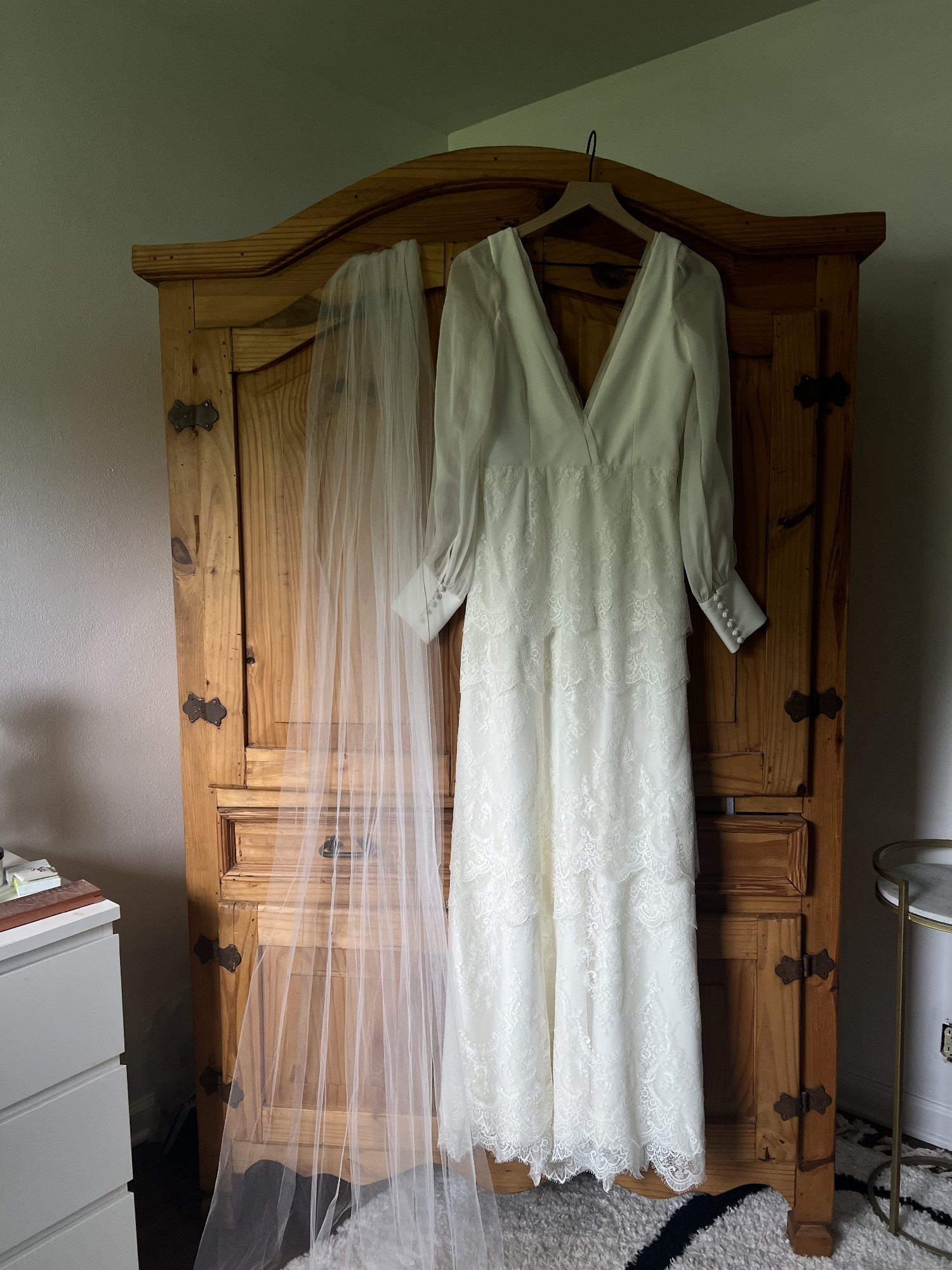 Charlie Brear, Emery Dress Beaton Skirt Wedding Dress Save 40