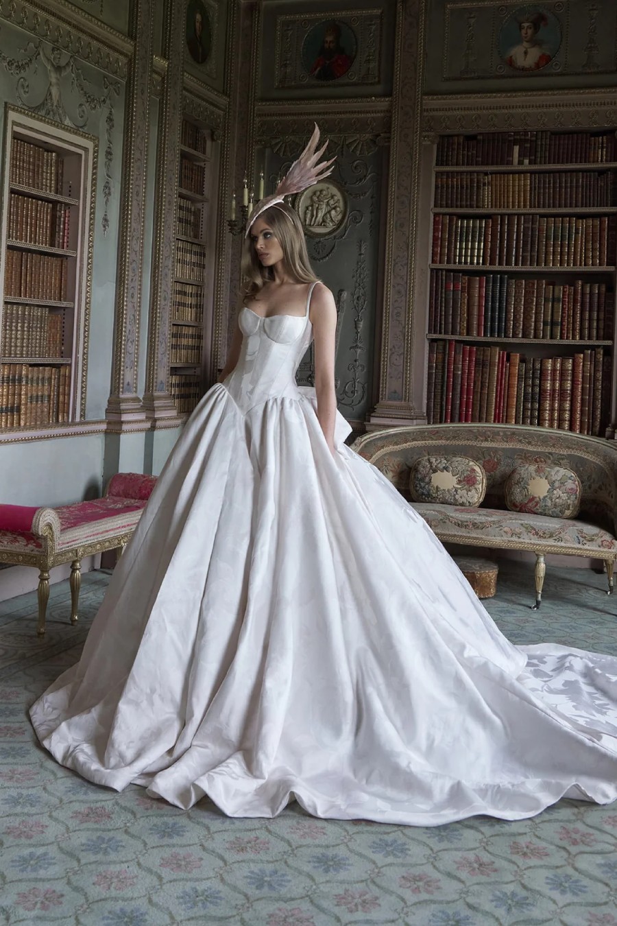Galia Lahav Galia Lahav