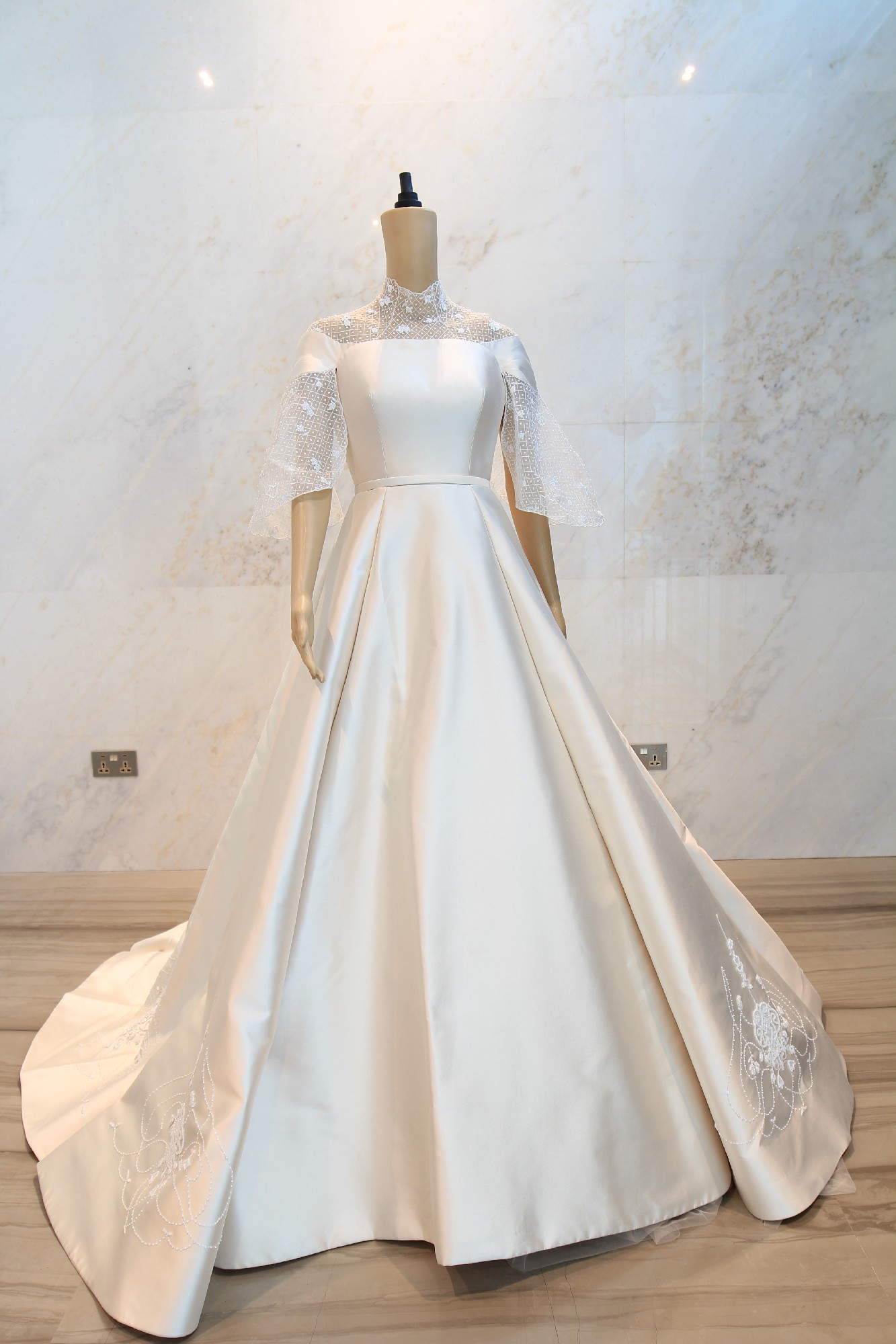 Ulyana Sergeenko Custom Made Used Wedding Dress Save 38% - Stillwhite