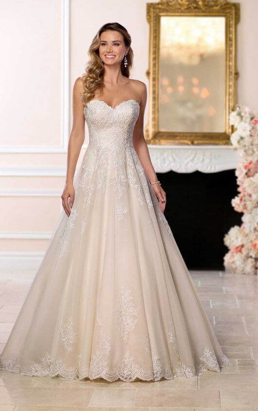 Stella York 6563 Preowned Wedding Dress On Sale 48 Off Stillwhite