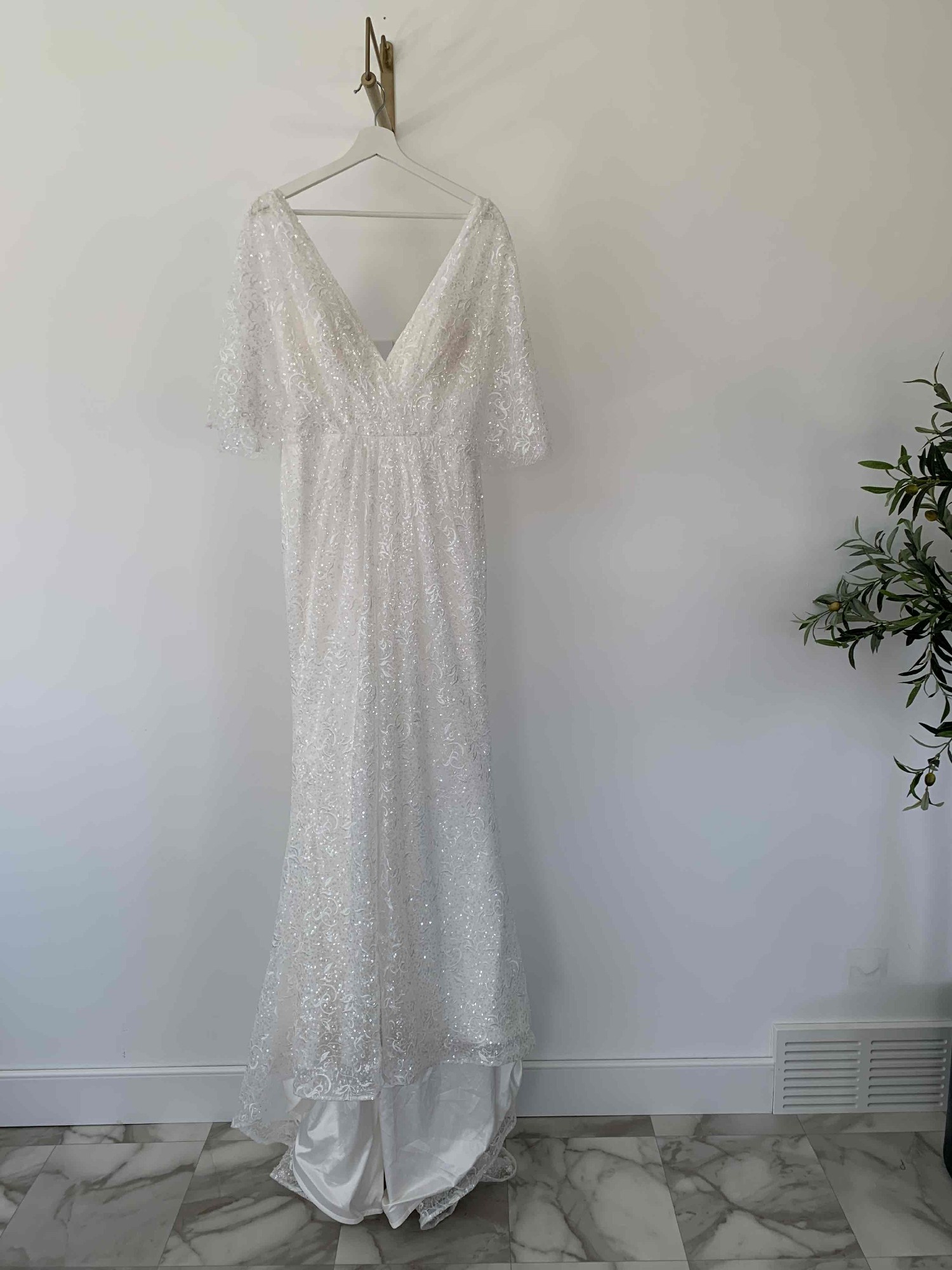 Madi Lane Monterey NS Sample Wedding Dress Save 58% - Stillwhite