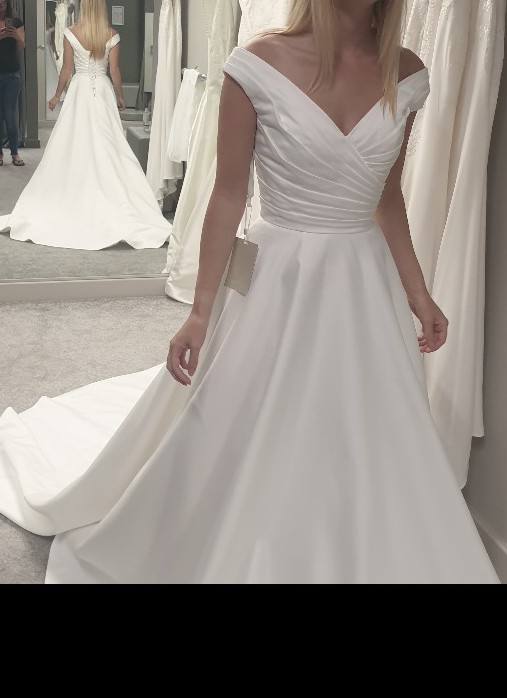 Wed2b New Wedding Dress Save 50% - Stillwhite