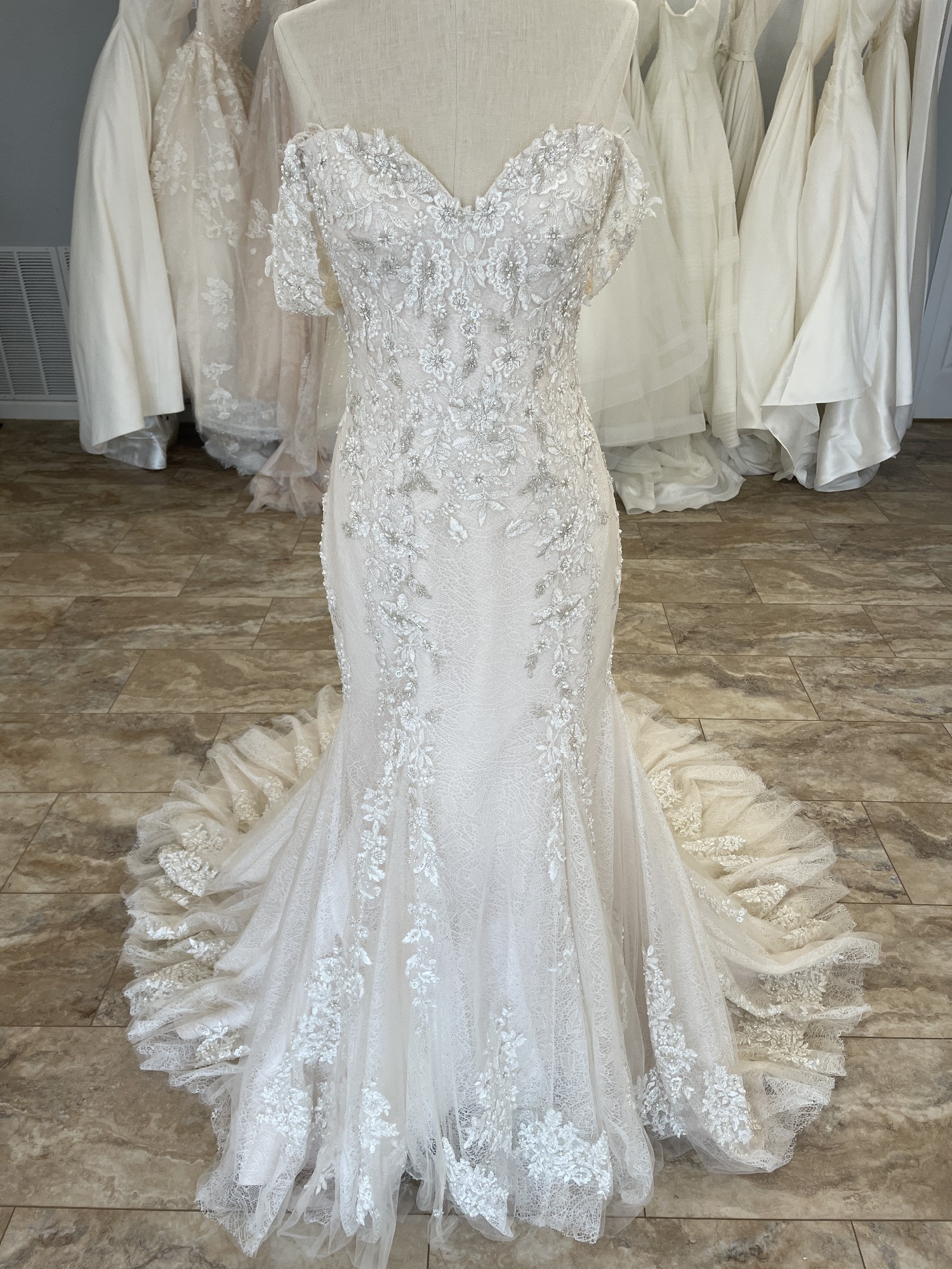 Justin Alexander Sample Wedding Dress Save 61% - Stillwhite