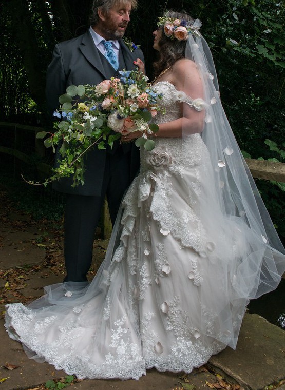 Ian Stuart Preowned Wedding Dress Save 51% Stillwhite