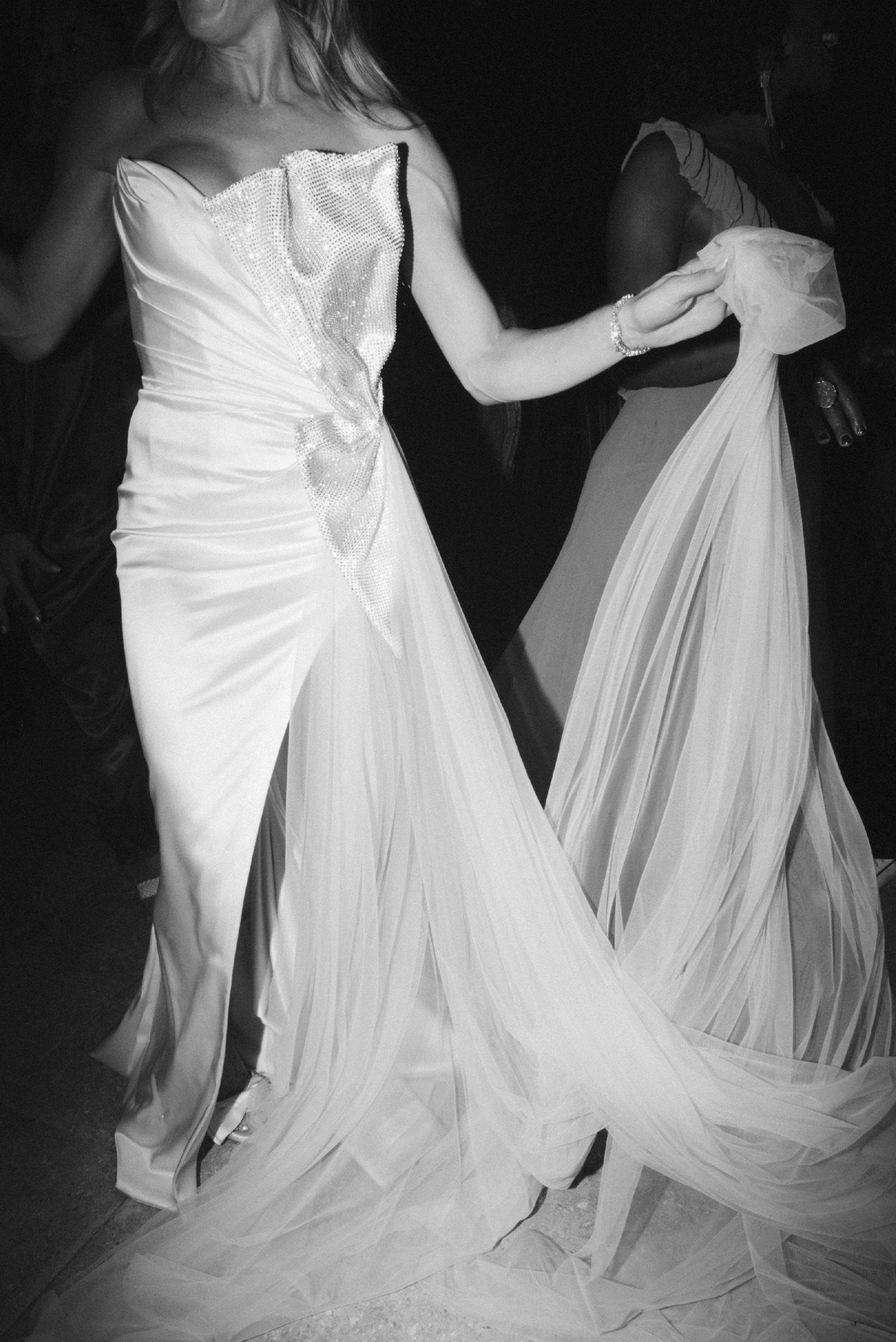 35 Hollywood Old-School Glam Inspired Wedding Styles – Stillwhite