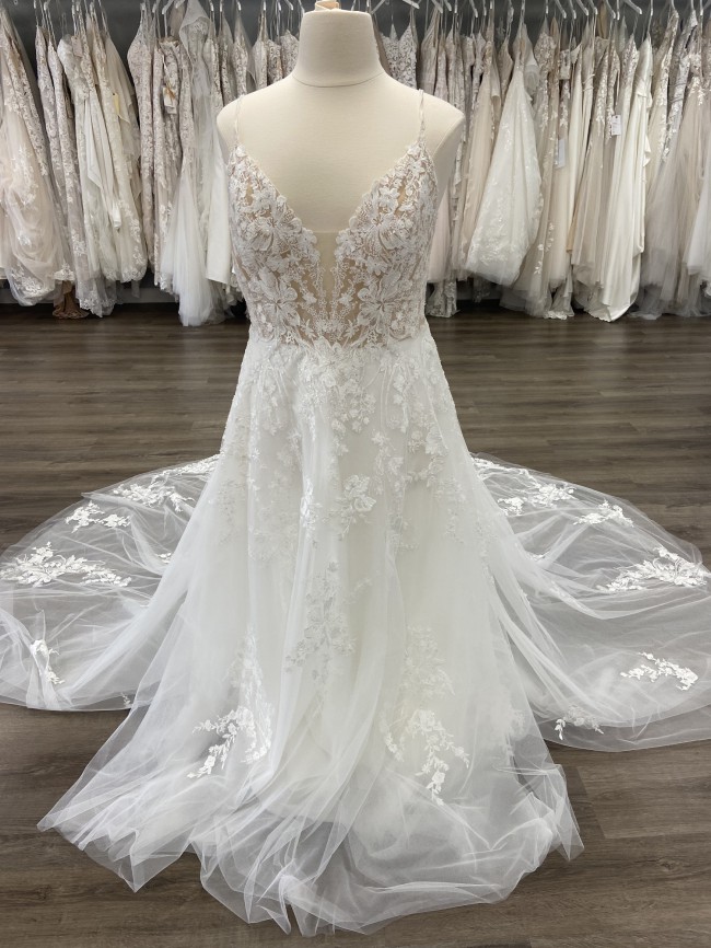 Allure Bridals Style 3400