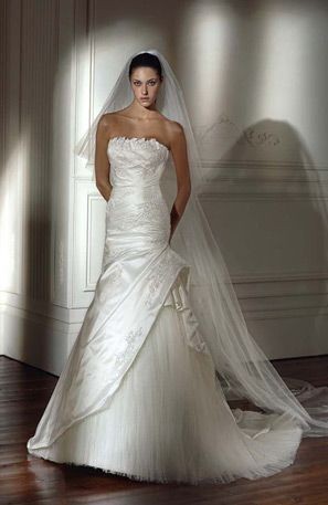 Pronovias Used Wedding Dress on Sale 54 Off - Stillwhite