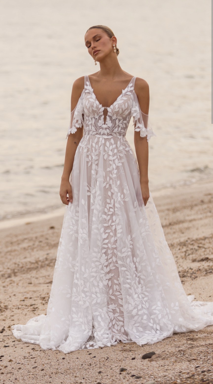 Madi Lane JAYA New Wedding Dress Save 55% - Stillwhite