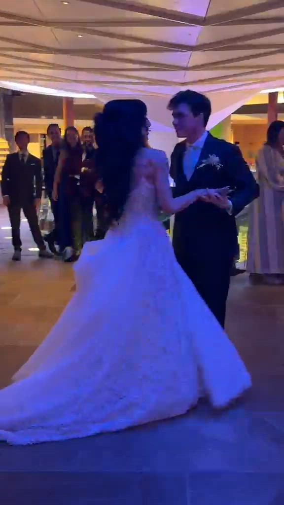 Galia Lahav, Opera