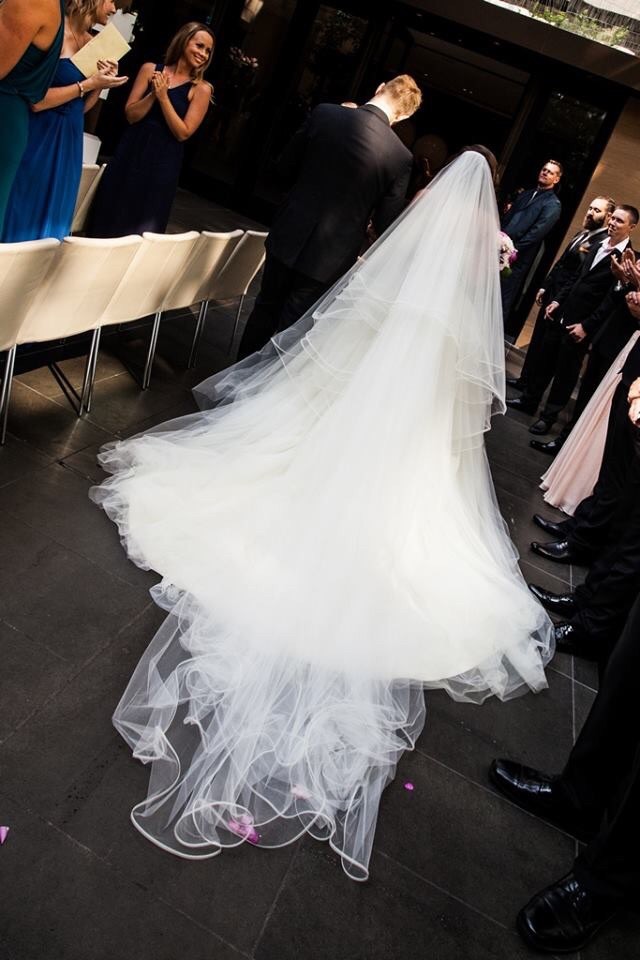Vera Wang Bride Wars Kate Hudson Gown Used Wedding Dress Save 56