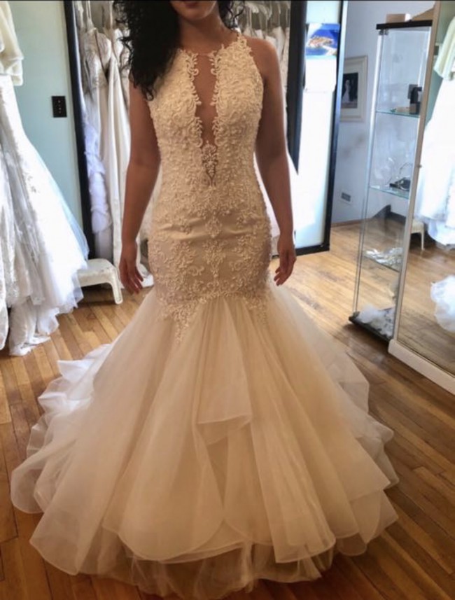 Maggie Sottero Veda Second Hand Wedding  Dress  on Sale 