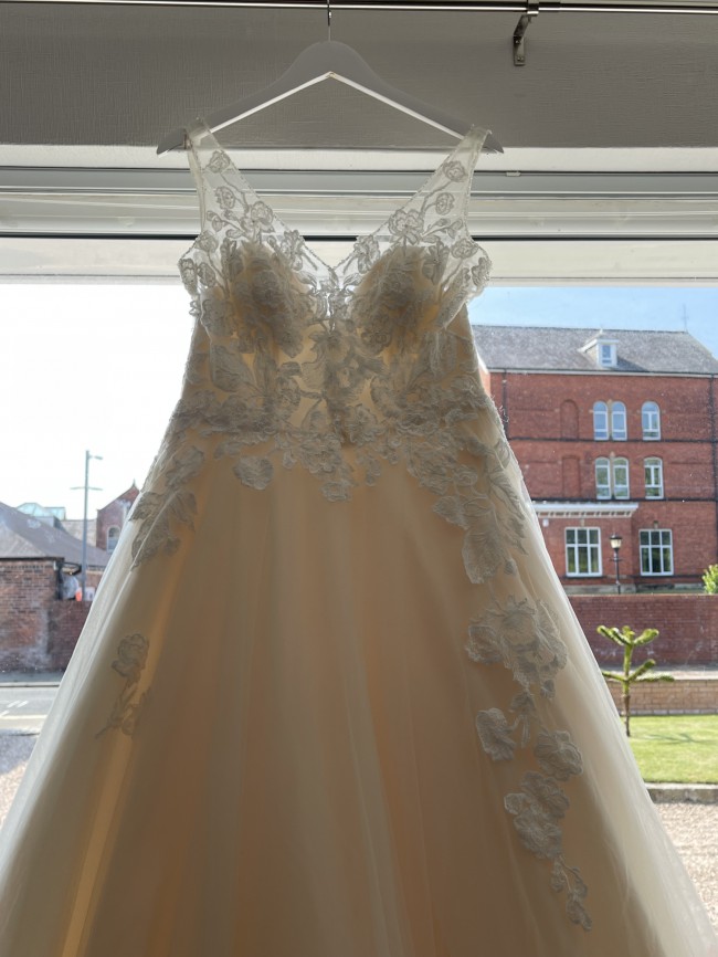 Pronovias Holm Second Hand Wedding Dress Save 91% - Stillwhite