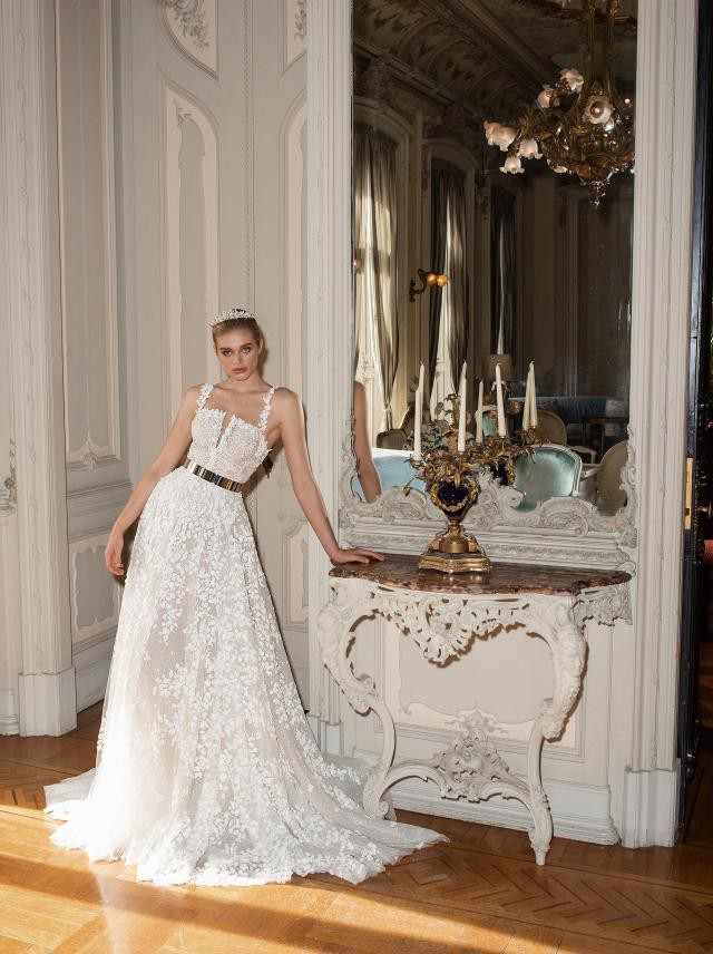 Galia Lahav Galia Lahav
