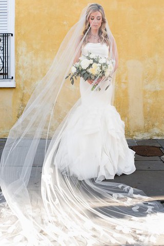 vera wang wedding dress price